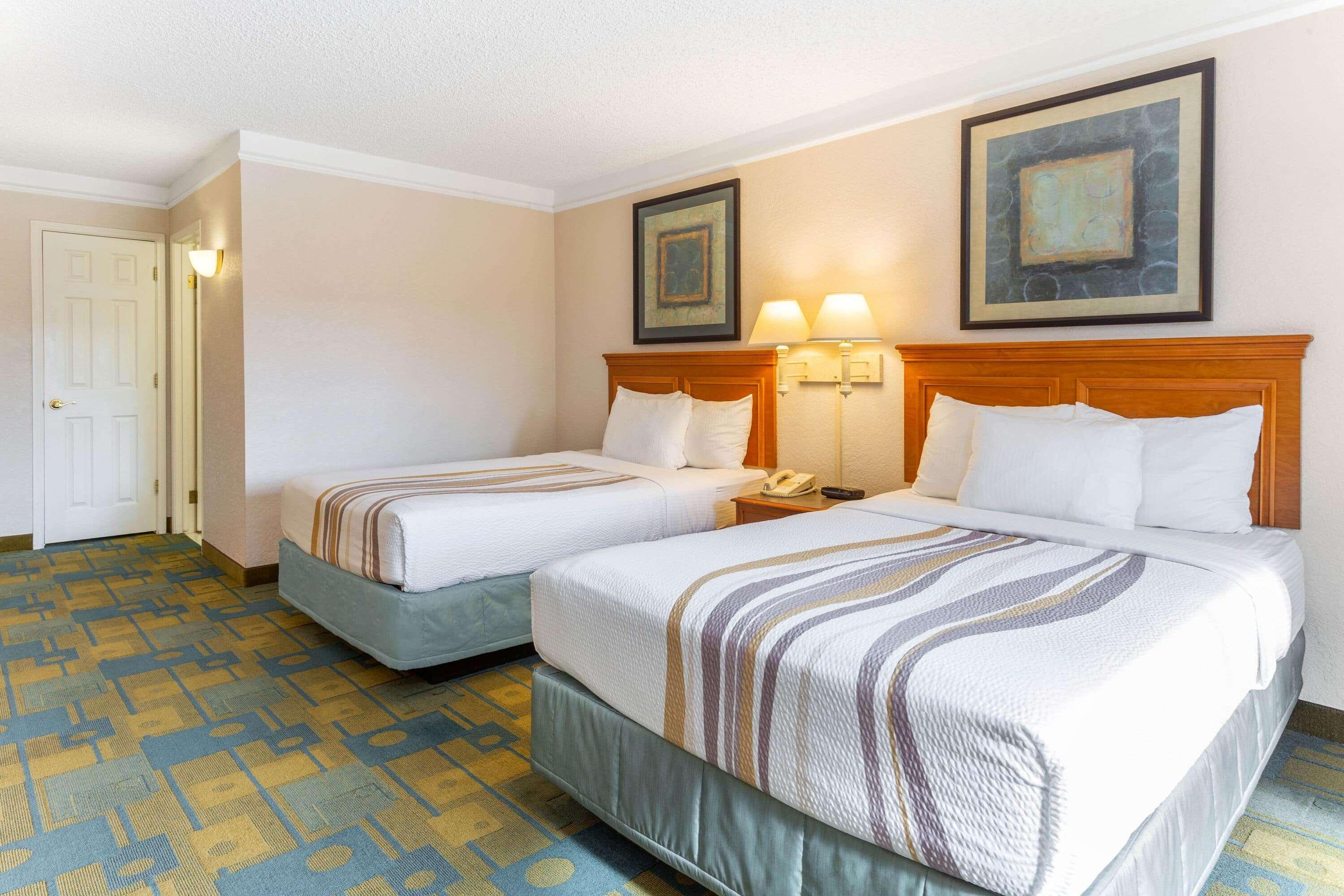 La Quinta By Wyndham Redding Hotel Ngoại thất bức ảnh