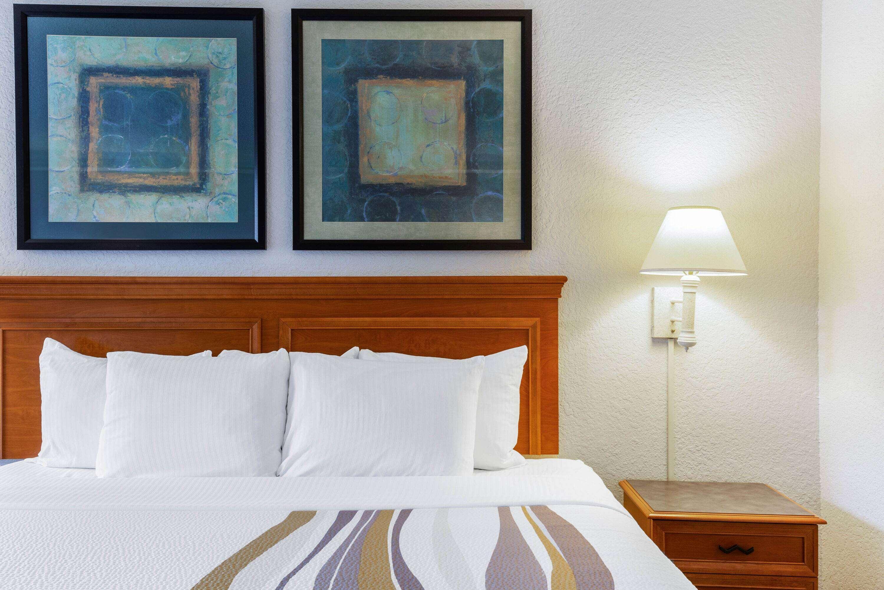 La Quinta By Wyndham Redding Hotel Ngoại thất bức ảnh