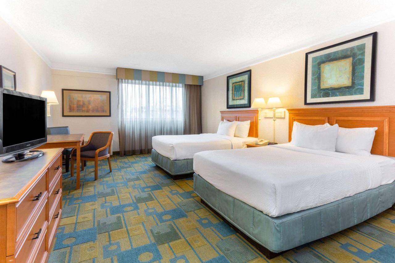La Quinta By Wyndham Redding Hotel Ngoại thất bức ảnh